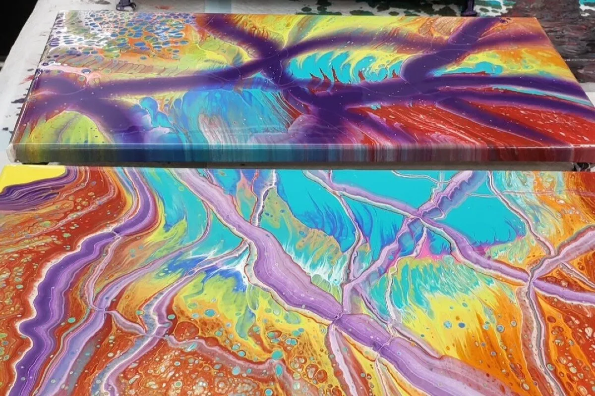 Fluid art pouring class at Hawaii Fluid Art in Johns Creek