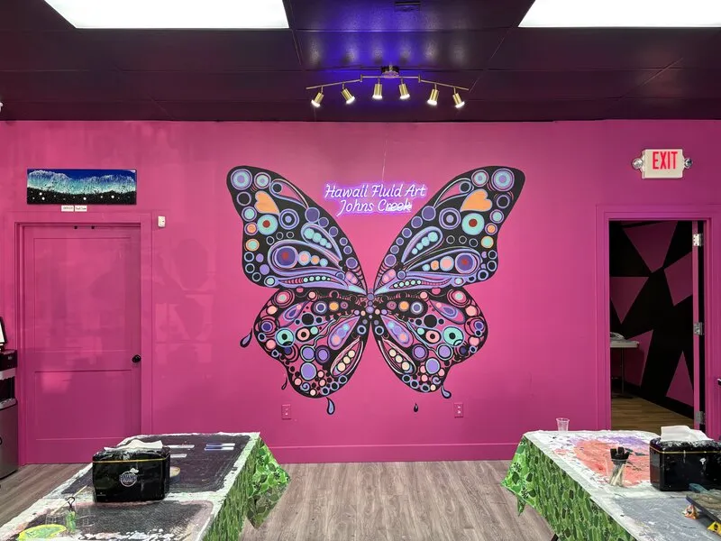 Studio Staff at Hawaii Fluid Art Johns Creek
