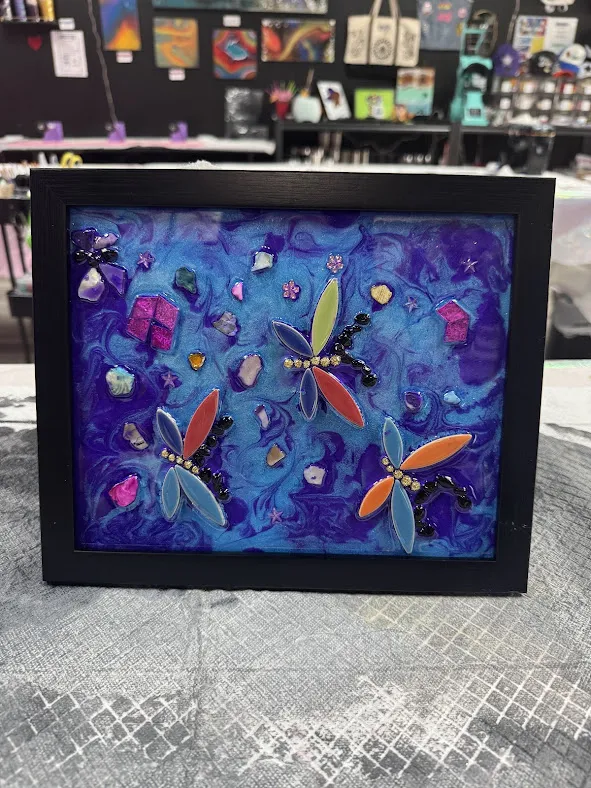 Couple and Date Night Mosaic Resin Frame Experience in Johns Creek